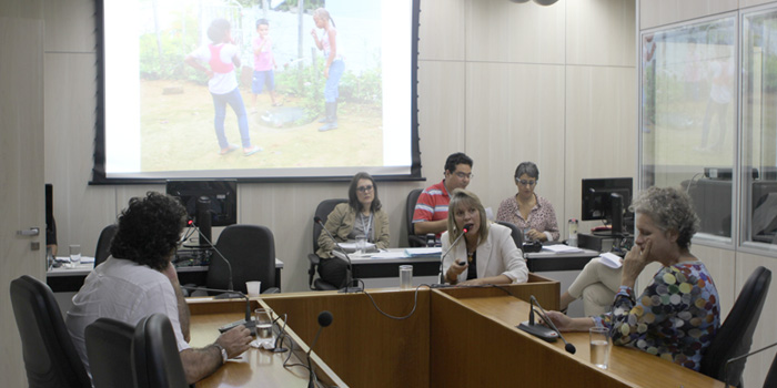 Naila Mourthé apresentou o Programa “Na Ponta do Lápis”, durante Audiência Pública, na Câmara Municipal de Belo Horizonte